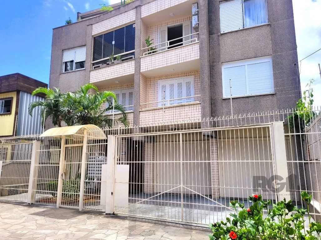 Excepcional apto. com excelente localização, na Rua Gomes Jardim 2 quartos com vaga. — foto 1
