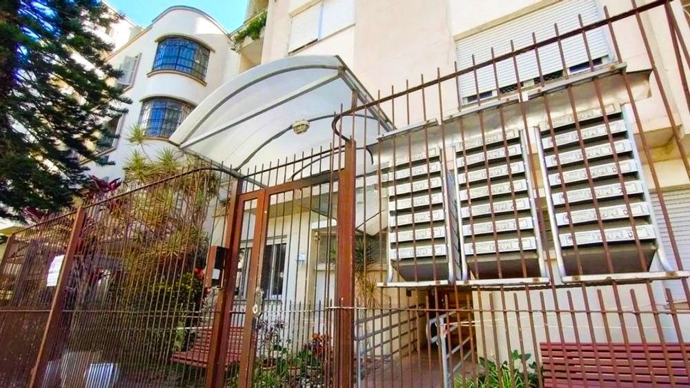 Apartamento 3 dormitórios reformado e semi mobiliado no coração do Bom Fim — foto 2