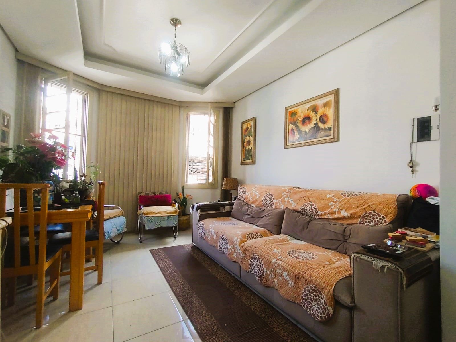 Apartamento 2 dormitórios semimobiliado próximo do Colégio Rosário — foto 6