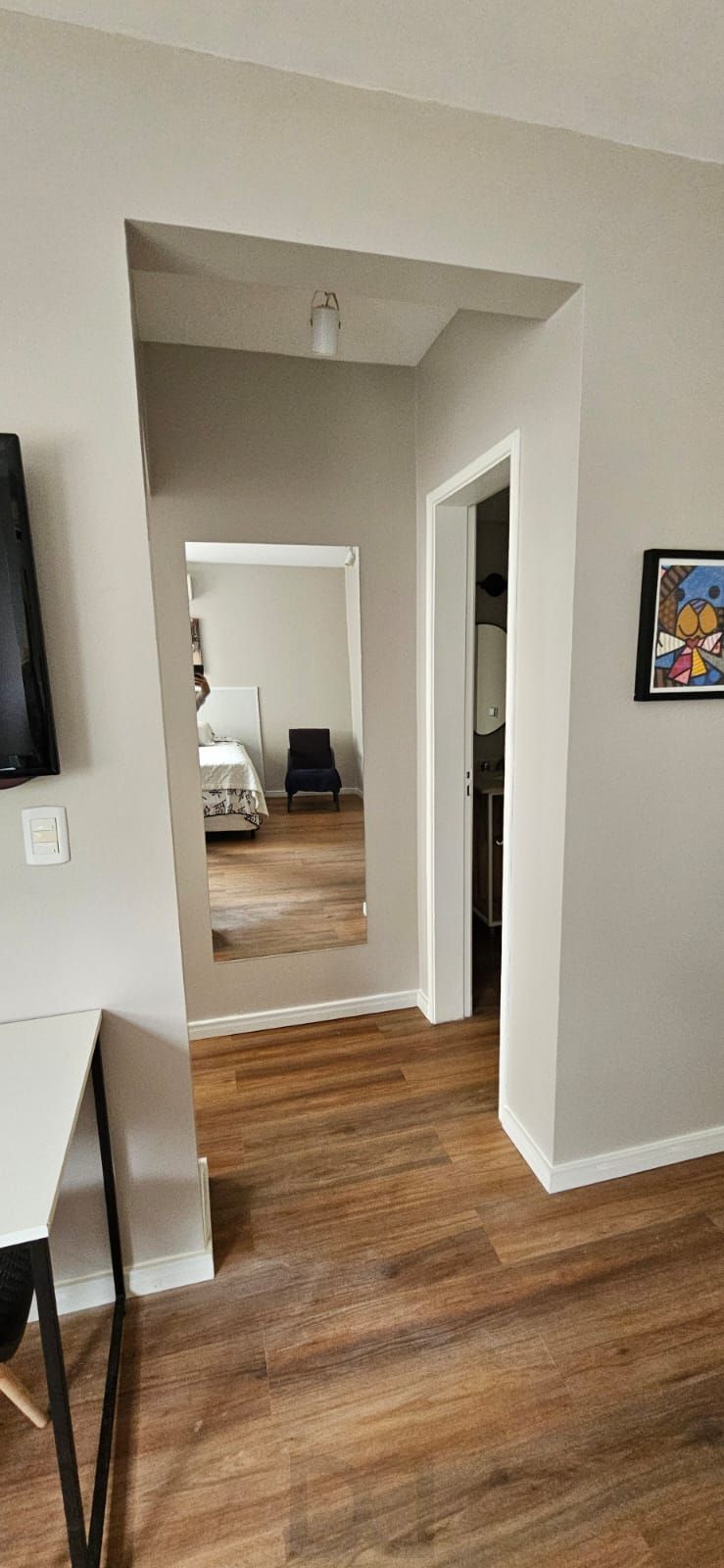 STUDIO REFORMADO E MOBILIADO NO CENTRO HISTÓRICO DE PORTO ALEGRE — foto 7