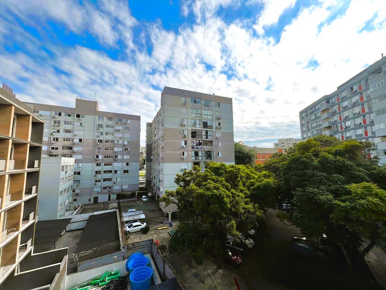 Apartamento à venda no Bom Fim – 2 dormitórios, suíte e vaga de garagem — foto 11