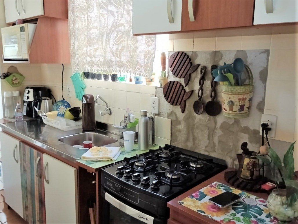 ótimo apartamento 2 dormitórios com sacada e 1 vaga de garagem coberta por convenção. — foto 9
