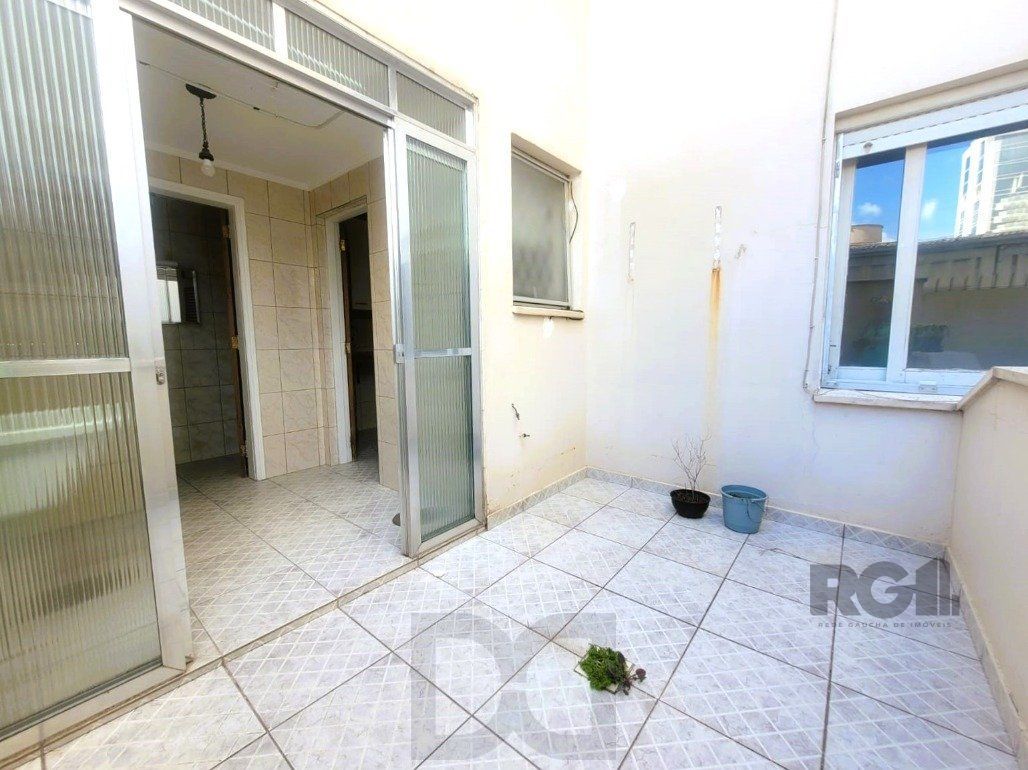Excepcional apto. com excelente localização, na Rua Gomes Jardim 2 quartos com vaga. — foto 17
