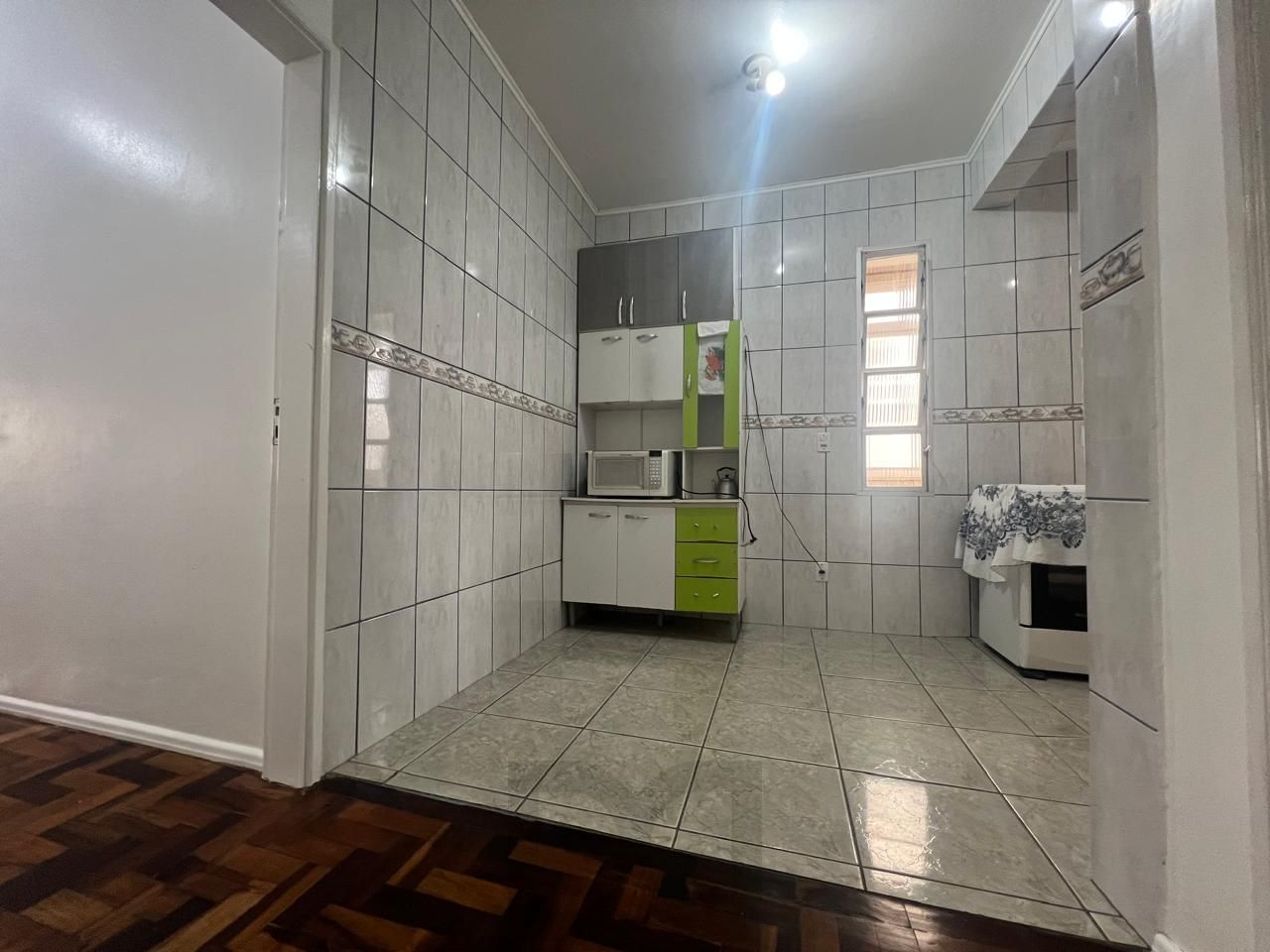 EXCELENTE E AMPLO APARTAMENTO 3 DORMITÓRIOS NO CENTRO - MUITA LUZ E O MELHOR DA VIDA URBANA! — foto 12