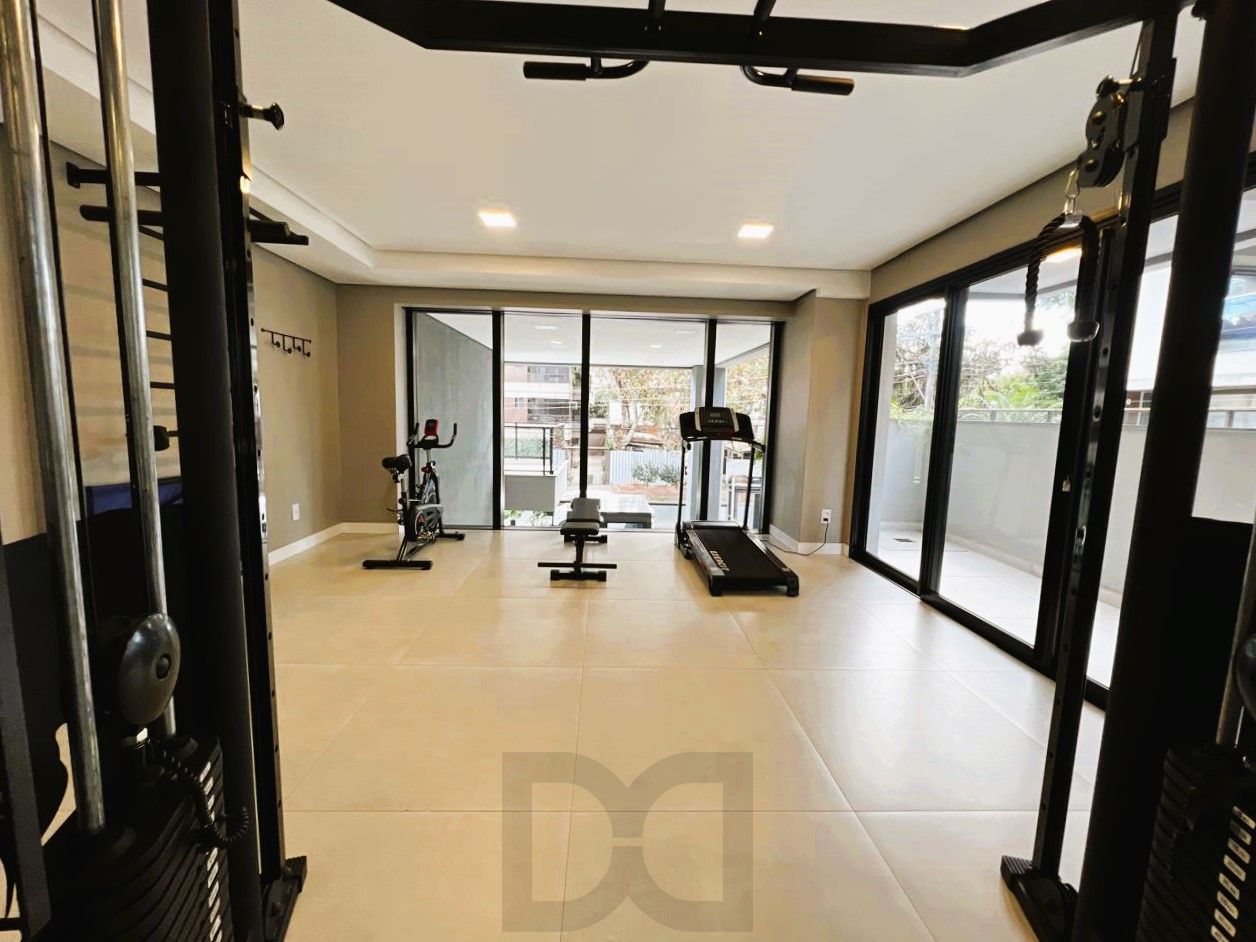 Excelente apartamento 2 dormitórios com sacada e vaga coberta no Petrópolis — foto 10