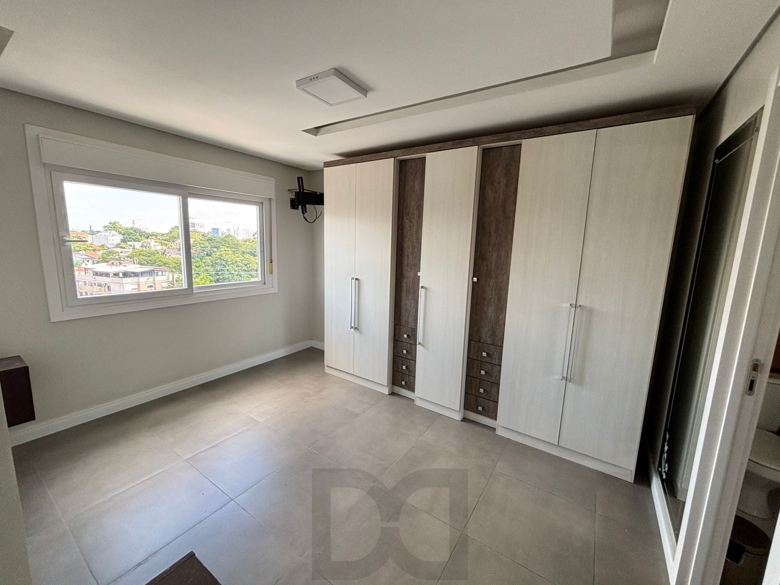 Excelente apartamento 3 dormitórios semimobiliado com vaga no ICON — foto 28