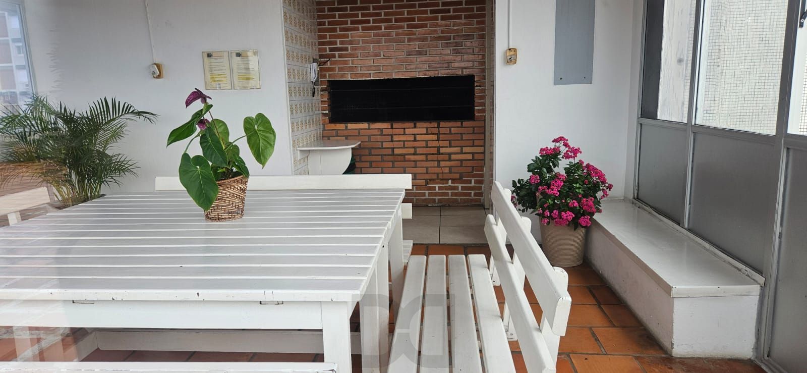 STUDIO REFORMADO E MOBILIADO NO CENTRO HISTÓRICO DE PORTO ALEGRE — foto 19