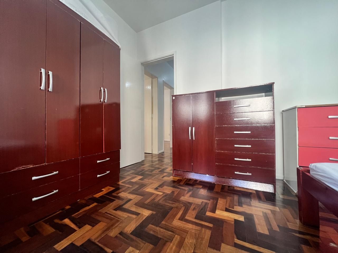 EXCELENTE E AMPLO APARTAMENTO 3 DORMITÓRIOS NO CENTRO - MUITA LUZ E O MELHOR DA VIDA URBANA! — foto 31