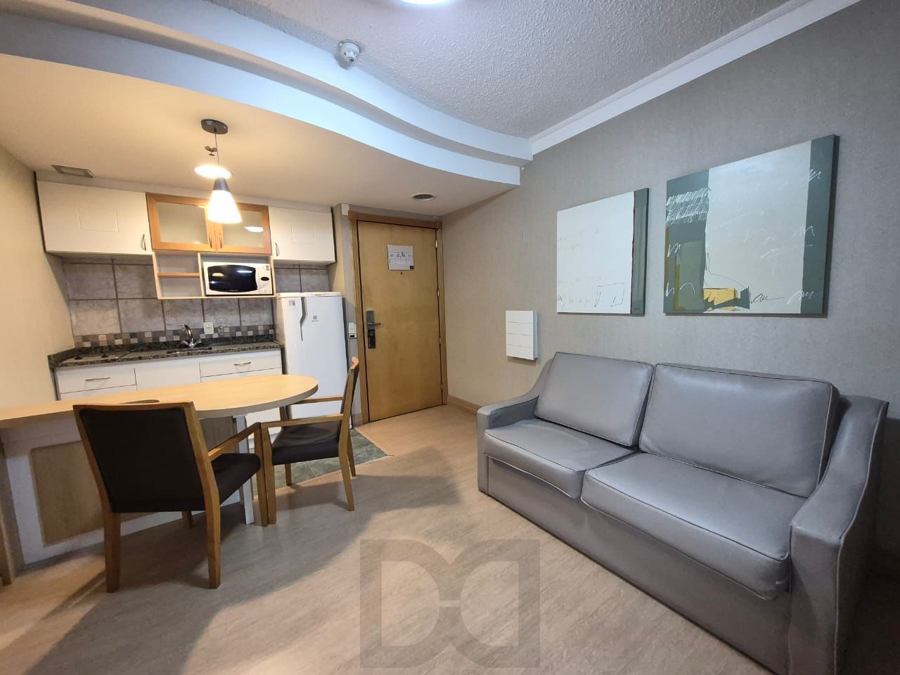Apartamento mobiliado com renda garantida – Excelente oportunidade para investidor em Porto Alegre — foto 1