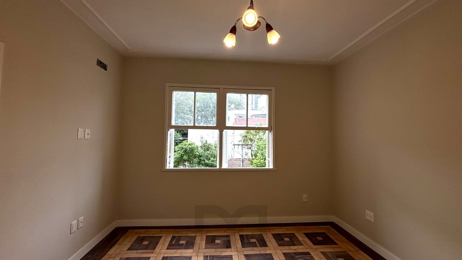 Apartamento 3 dormitórios reformado e semi mobiliado no coração do Bom Fim — foto 8