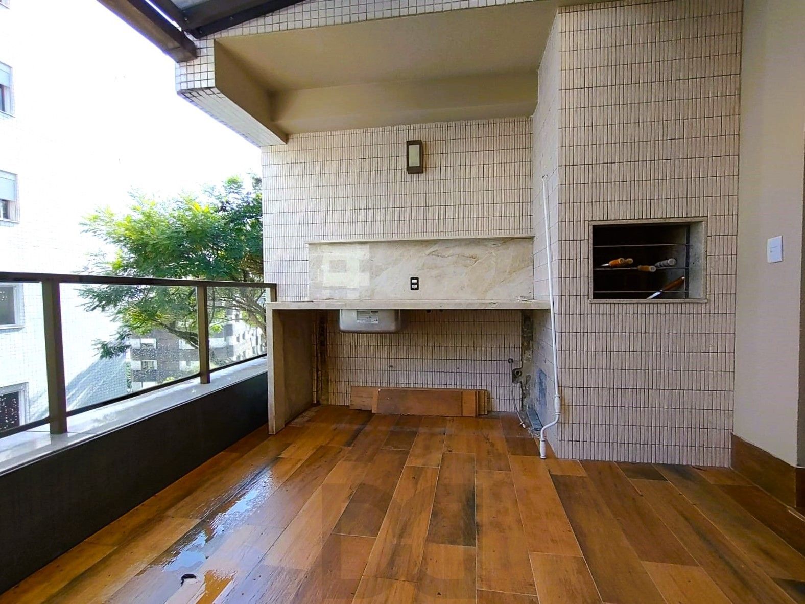 Lindo Duplex 2 dormitórios todo reformado na Dona Laura — foto 48