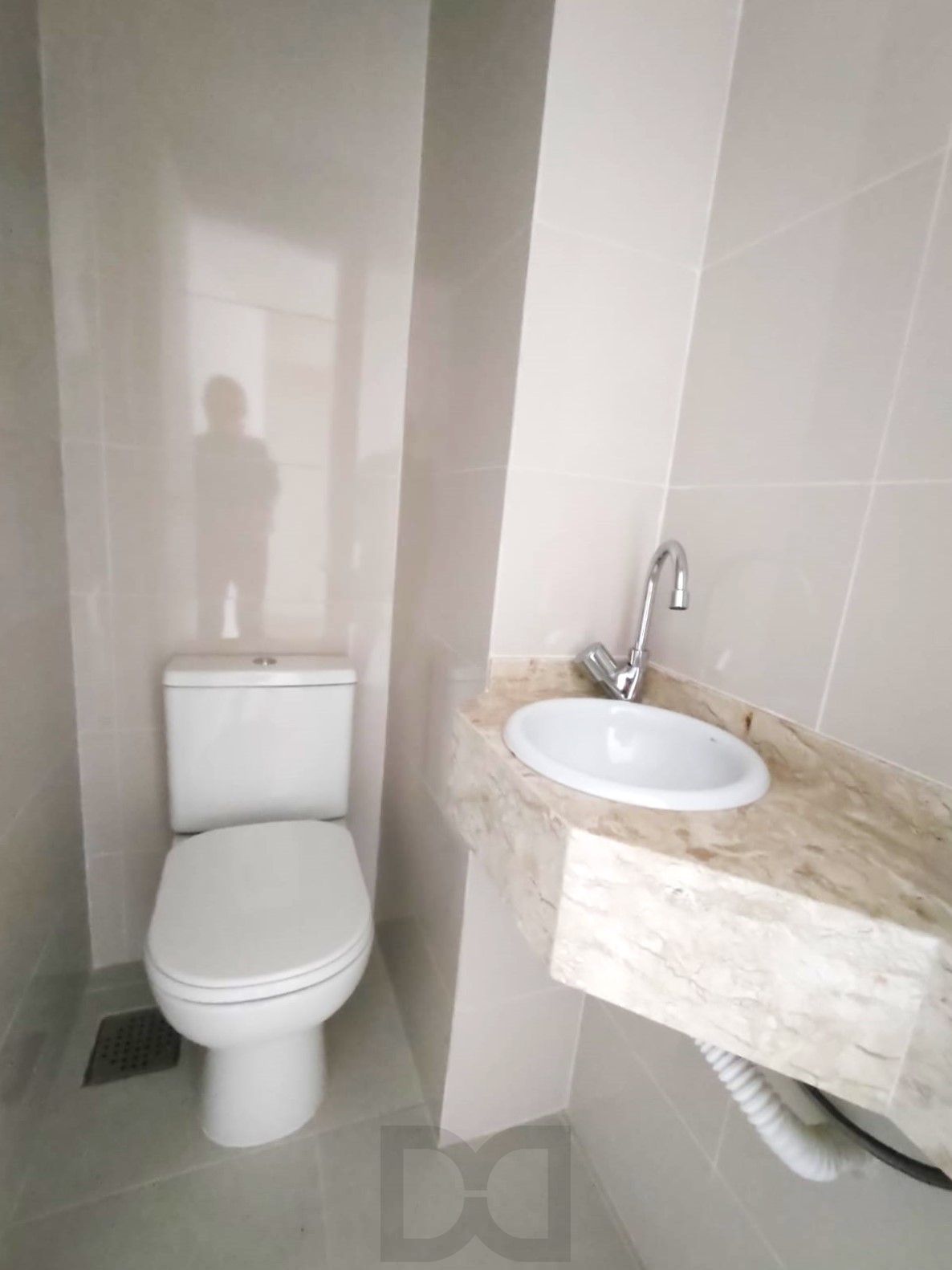 APARTAMENTO 1 DORMITÓRIO COM SUÍTE, COZINHA AMERICANA, LAVABO E AMPLO LIVING NO BOM FIM! — foto 9