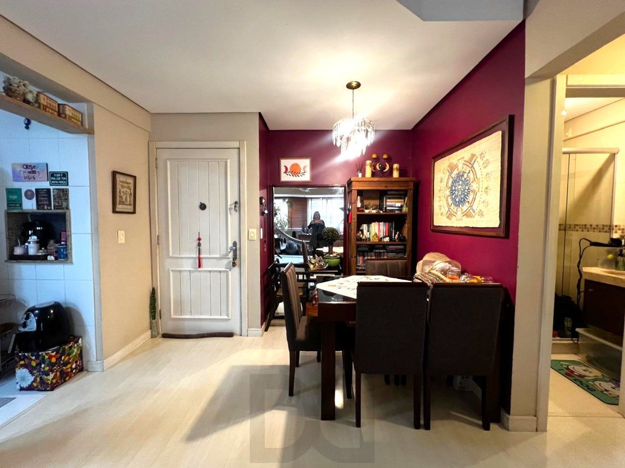 Excelente apartamento 2 dormitórios com duas vagas na Cidade Baixa — foto 10
