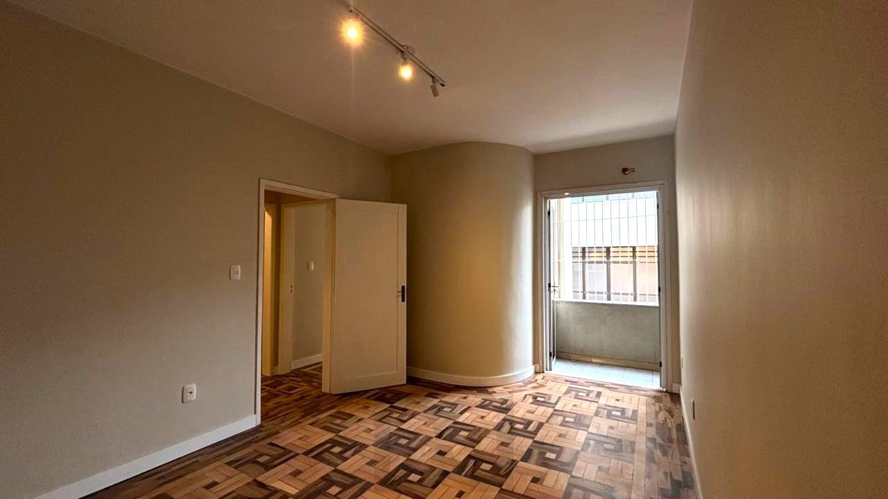 Apartamento 3 dormitórios reformado e semi mobiliado no coração do Bom Fim — foto 20