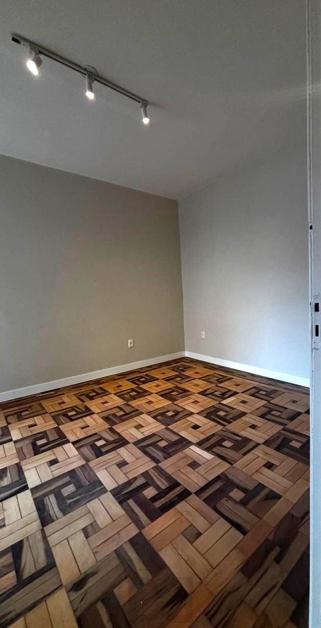Apartamento 3 dormitórios reformado e semi mobiliado no coração do Bom Fim — foto 23