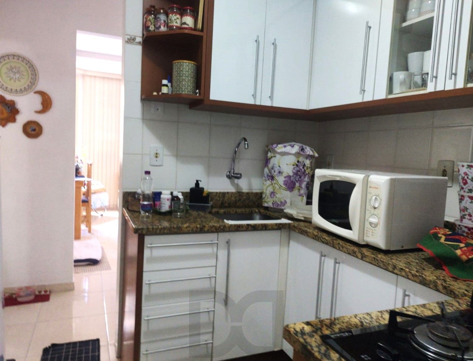 Apartamento 2 dormitórios semimobiliado próximo do Colégio Rosário — foto 13