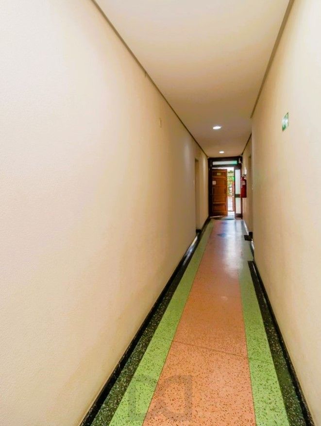 Apartamento 3 dormitórios reformado e semi mobiliado no coração do Bom Fim — foto 5
