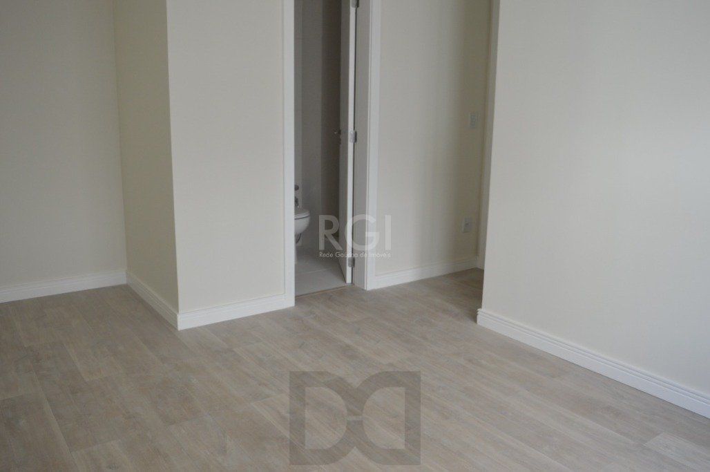 Apartamento 2 dormitórios com box duplo próximo ao Zaffari da Cabral — foto 9