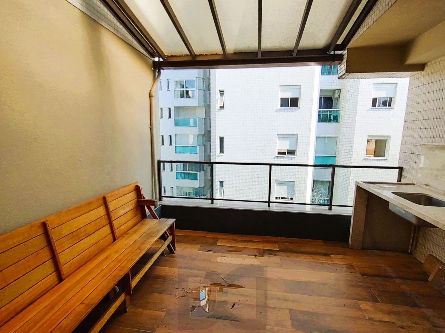 Lindo Duplex 2 dormitórios todo reformado na Dona Laura — foto 45