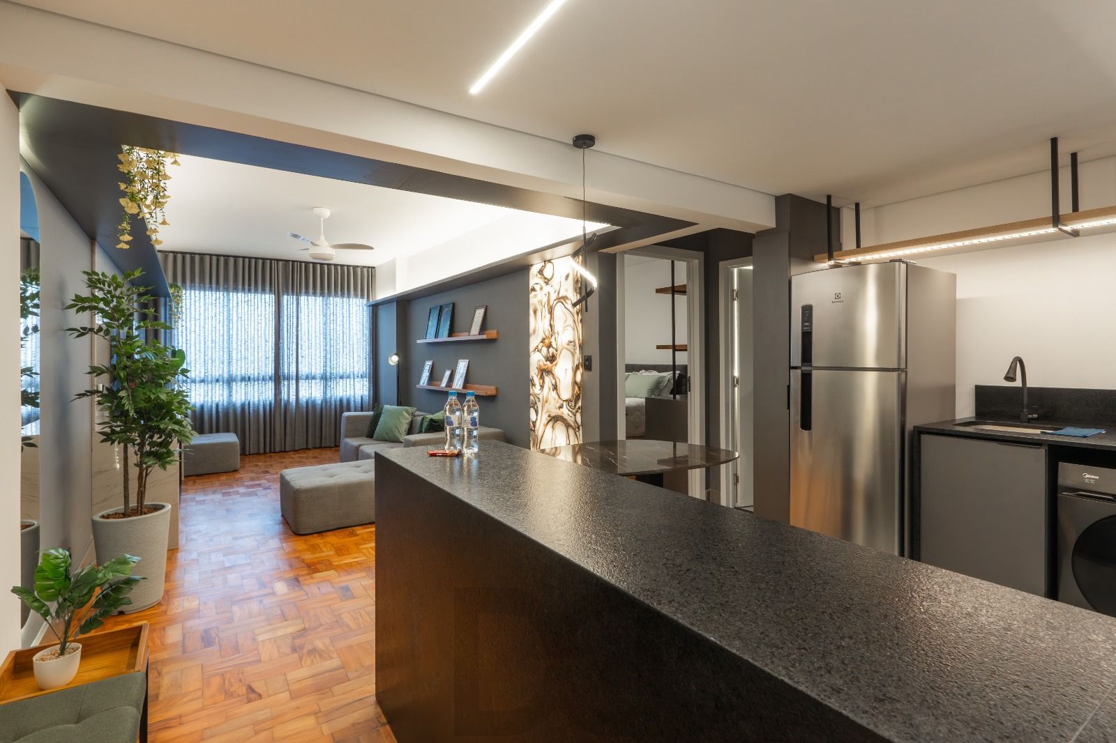 Impecável apartamento 1 dormitório mobiliado no Centro Histórico. — foto 4