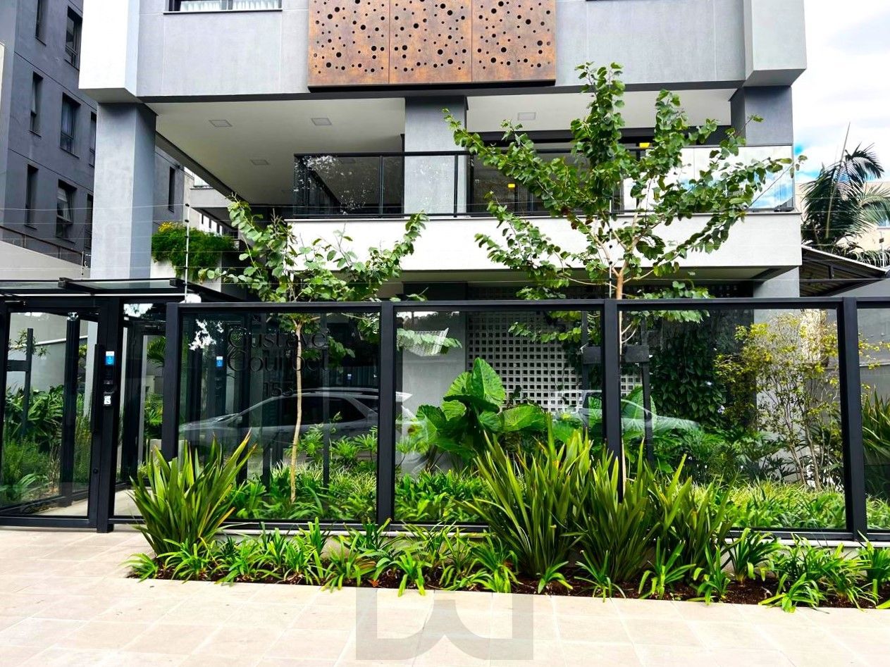 Excelente apartamento 2 dormitórios com sacada e vaga coberta no Petrópolis — foto 3