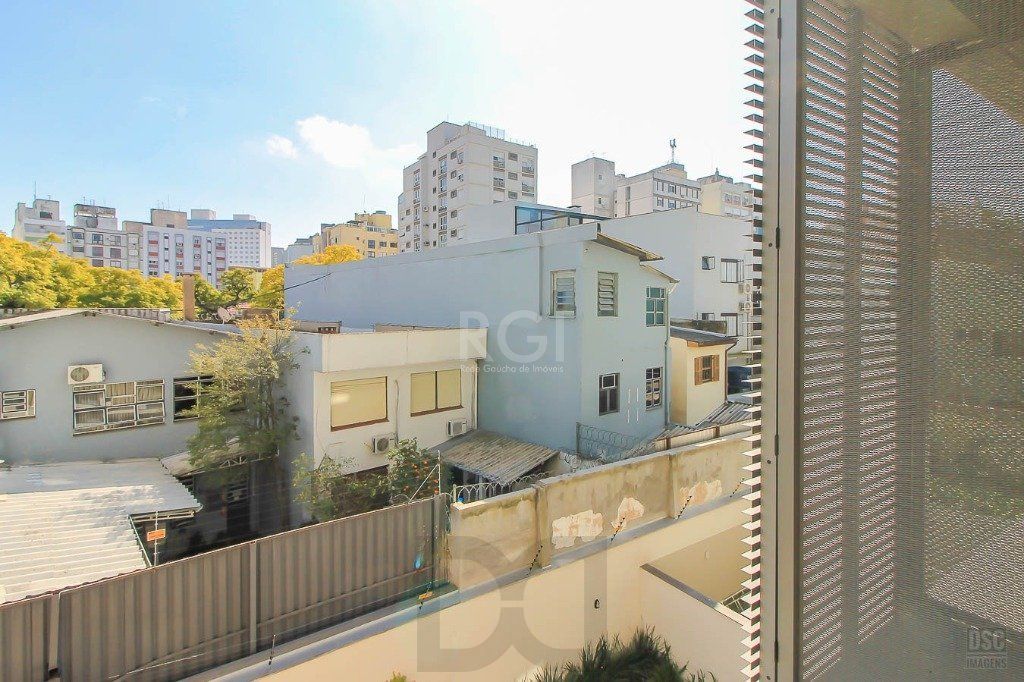 Semi mobiliado 2 quartos (1 suíte) e 1 vaga. Infra completa e ótima localização — foto 13