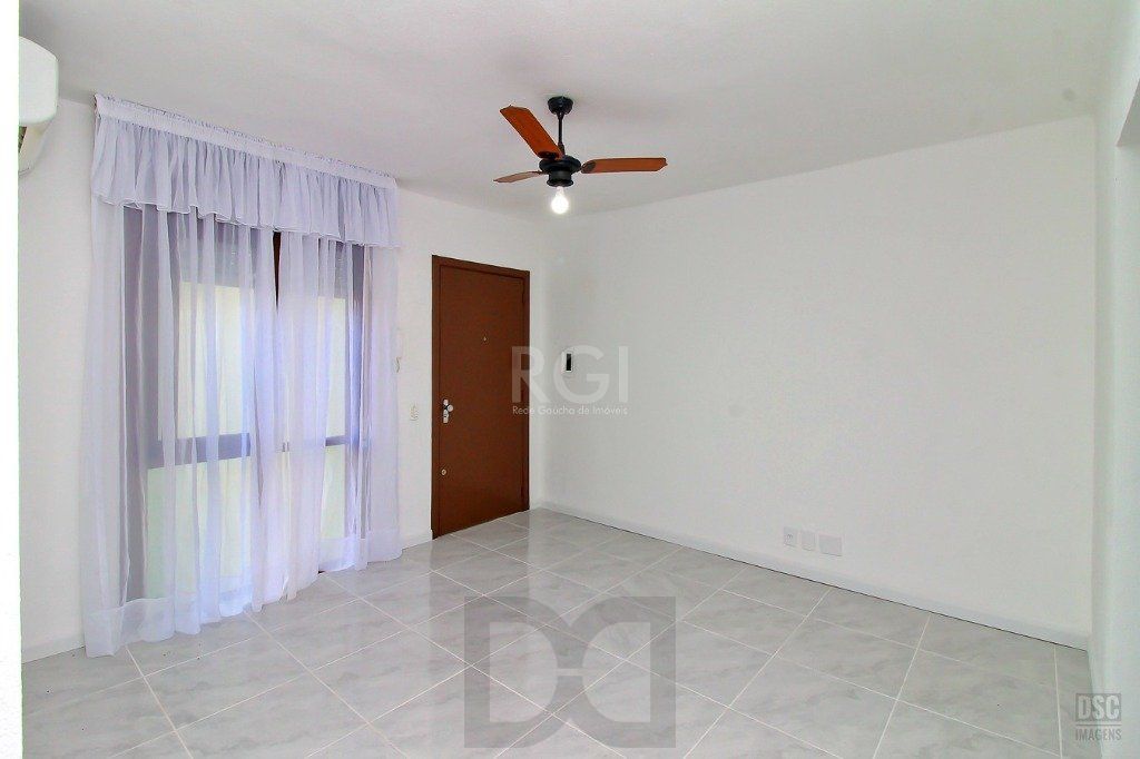 Apartamento para Venda - 40m², 1 dormitório, Morro Santana — foto 1