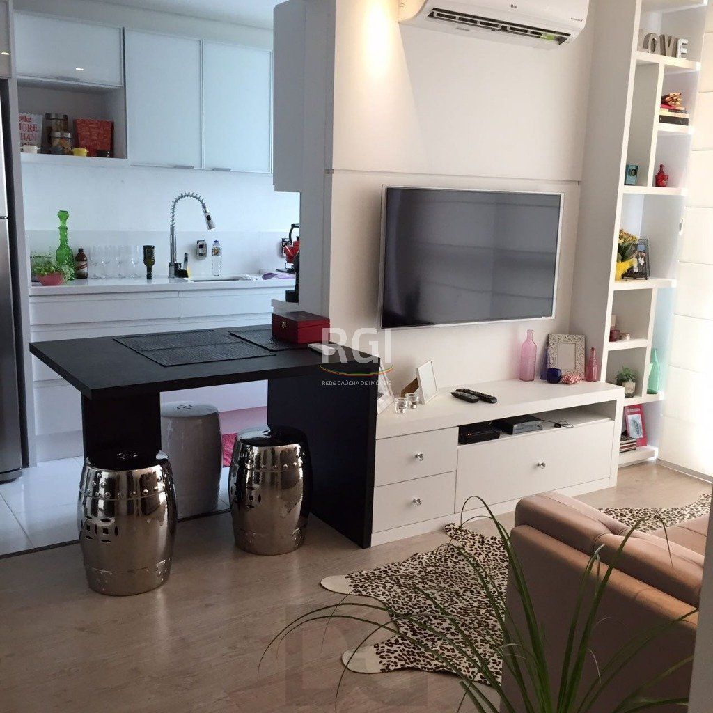 Apartamento para Venda - 56m², 2 dormitórios, sendo 1 suites, 1 vaga — foto 1