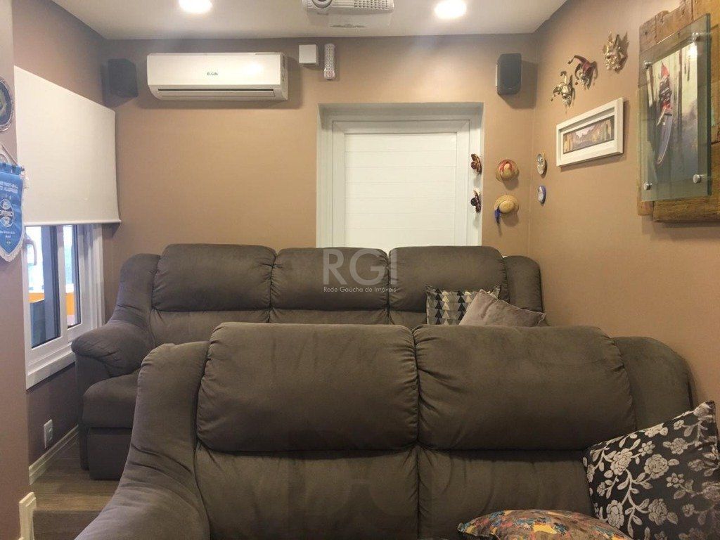 Casa para Venda - 230m², 3 dormitórios, sendo 3 suites, 3 vagas - Chácara das Pedras — foto 13