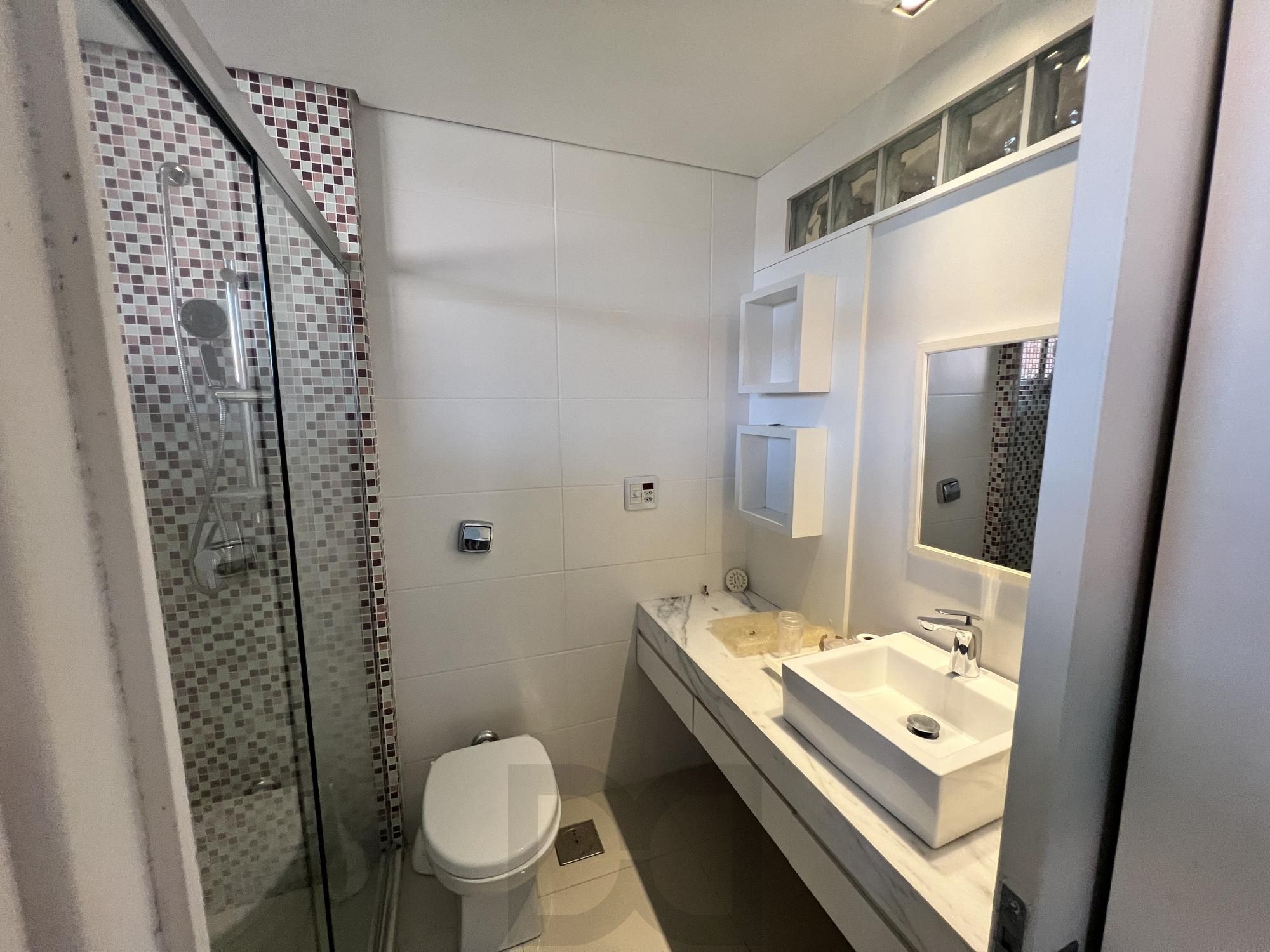 Belíssima casa no Bairro Tristeza com 645m² — foto 43