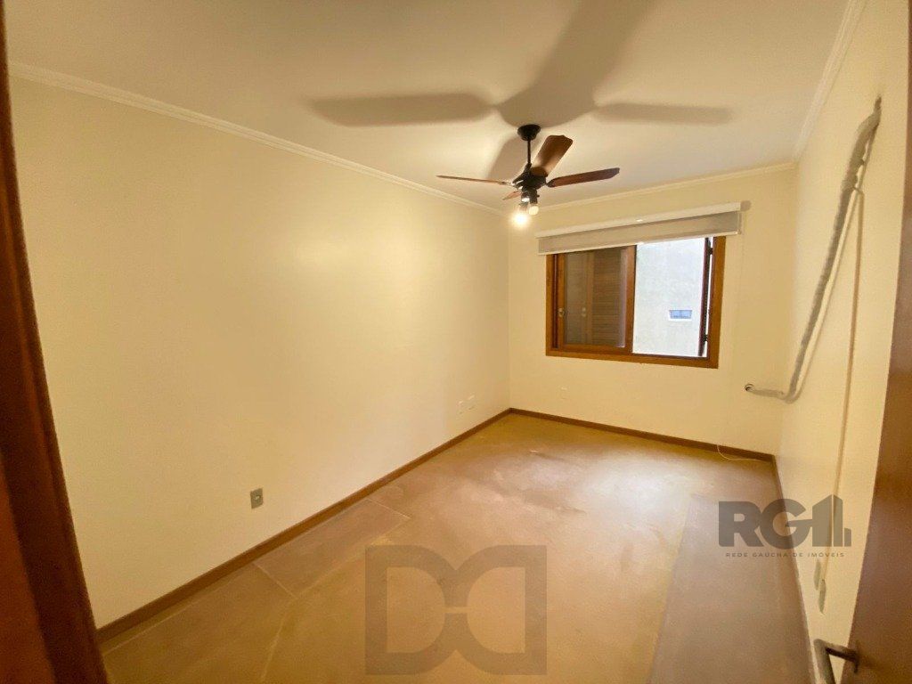 Amplo apartamento de 2 dormitórios no Petrópolis — foto 18