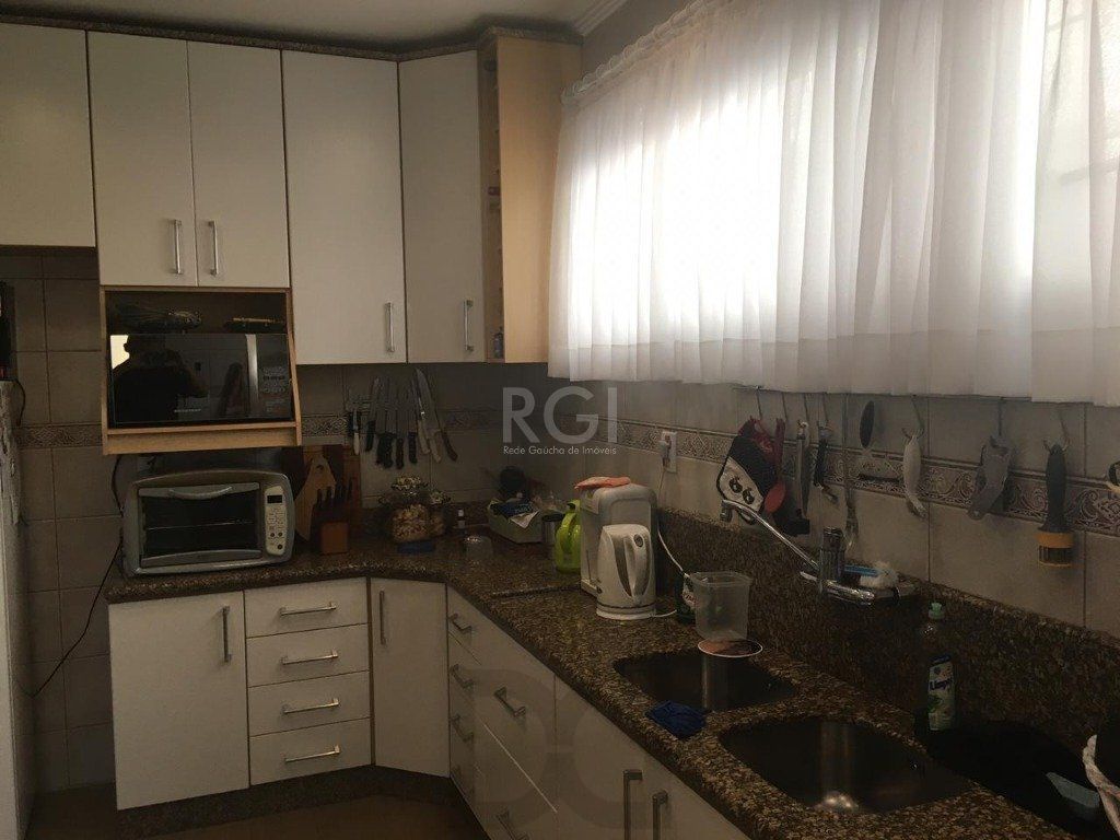 Casa para Venda - 230m², 3 dormitórios, sendo 3 suites, 3 vagas - Chácara das Pedras — foto 15
