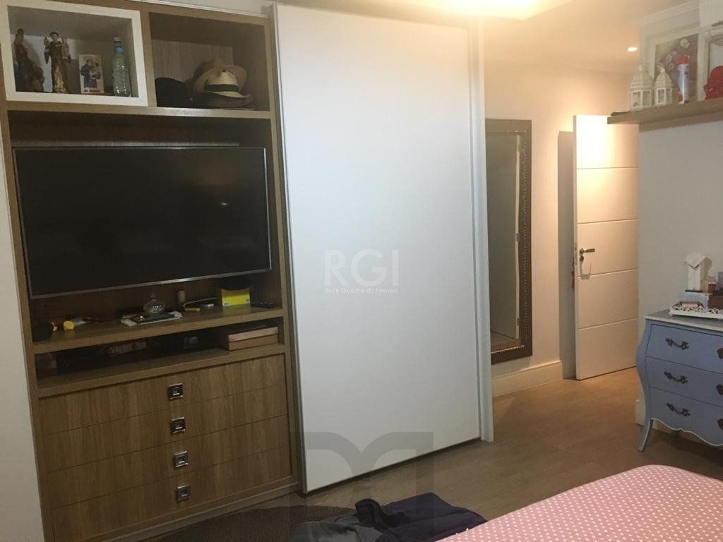 Casa para Venda - 230m², 3 dormitórios, sendo 3 suites, 3 vagas - Chácara das Pedras — foto 21