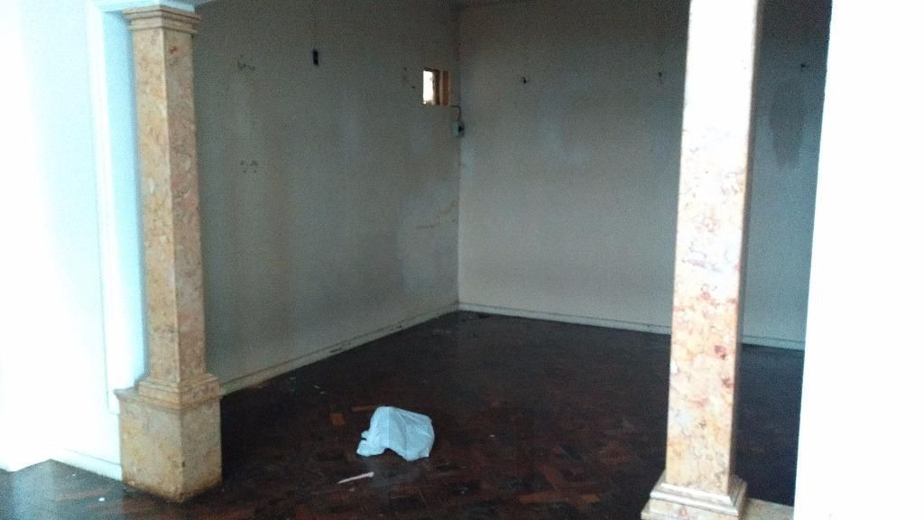Casa para Venda - 485m², 5 dormitórios, sendo 1 suites, 1 vaga - Petrópolis — foto 21