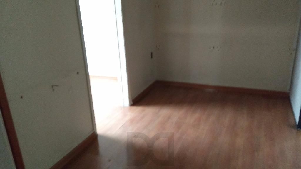 Casa para Venda - 485m², 5 dormitórios, sendo 1 suites, 1 vaga - Petrópolis — foto 27