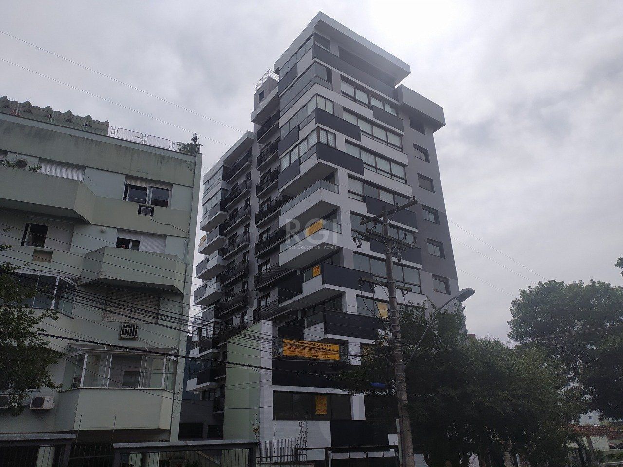 Apartamento para Venda - 123.71m², 3 dormitórios, sendo 1 suites, 1 vaga - Petrópolis — foto 3