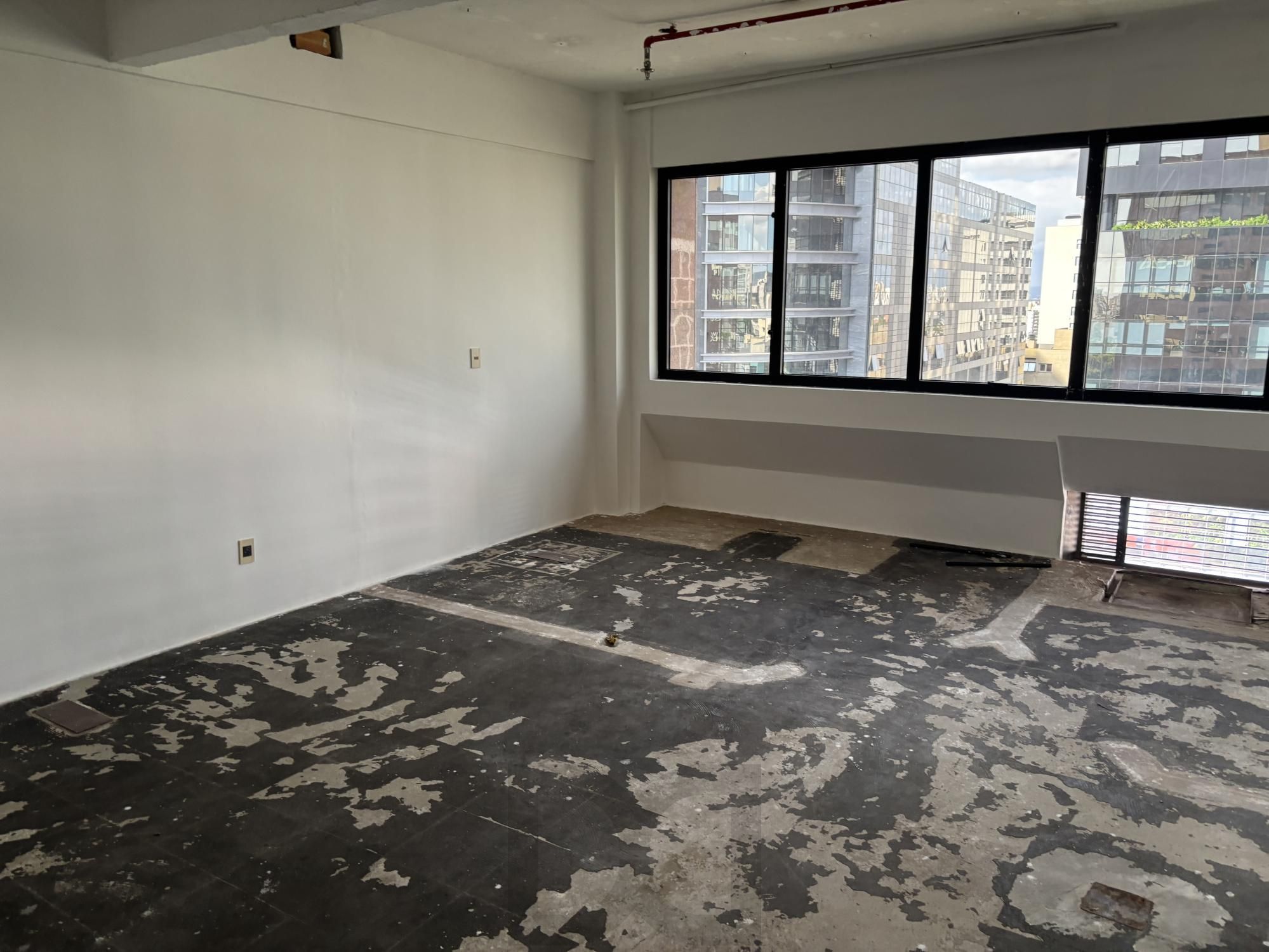 Vende 7 salas com área privativa de 308,67m² no coração da nova Carlos Gomes — foto 29
