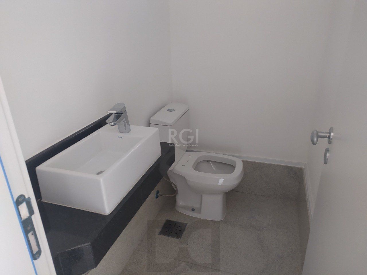 Apartamento para Venda - 119.65m², 3 dormitórios, sendo 1 suites, 2 vagas - Petrópolis — foto 13