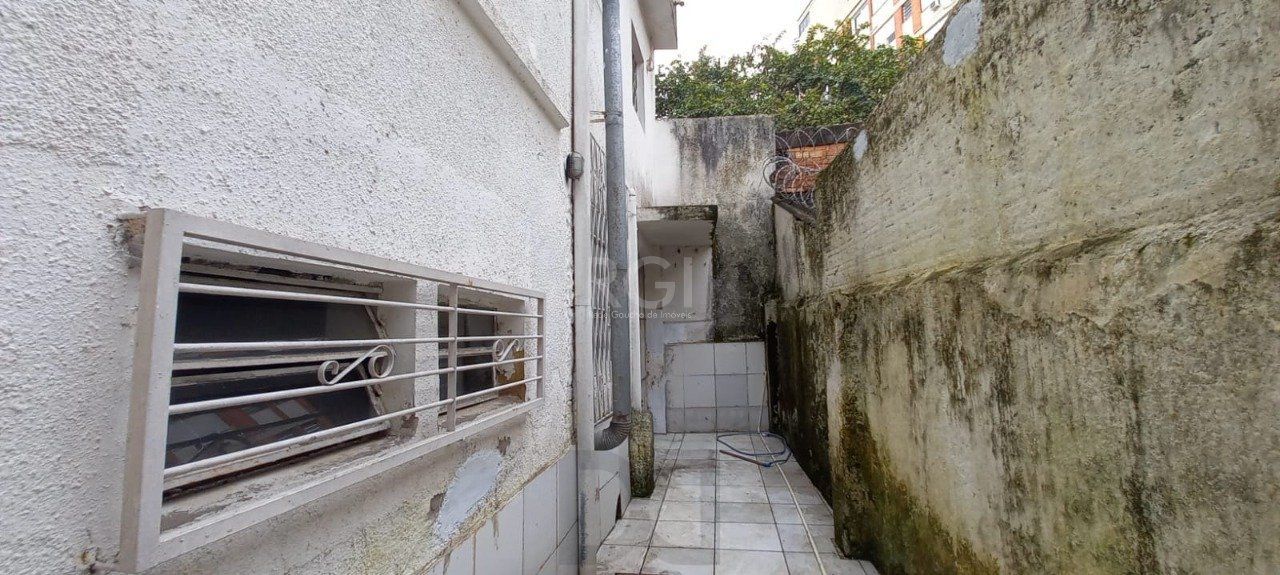 Sobrado para Venda - 110m², 4 dormitórios, sendo 1 suites, 2 vagas - Floresta — foto 37