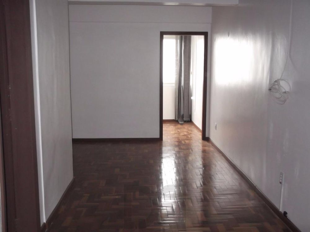 Vende sala no Centro Histórico com vista para o Guaíba — foto 2