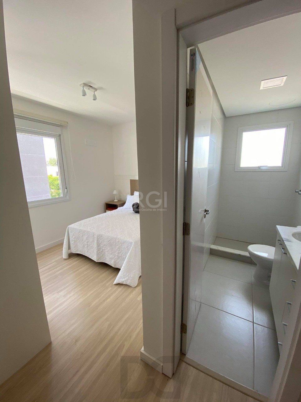 Apartamento para Venda - 69.33m², 2 dormitórios, sendo 1 suites, 1 vaga - Bom Jesus — foto 9