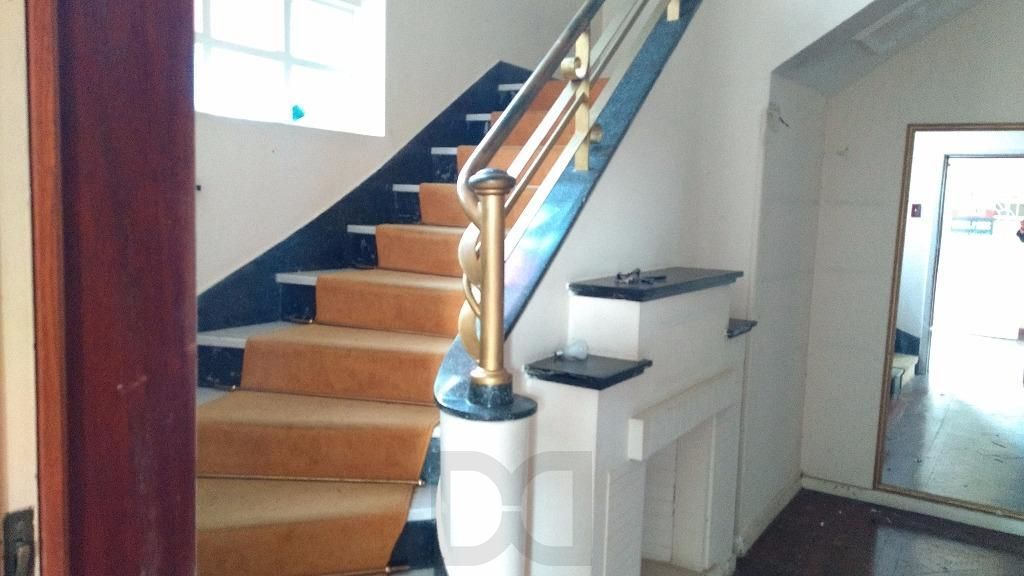 Casa para Venda - 485m², 5 dormitórios, sendo 1 suites, 1 vaga - Petrópolis — foto 22
