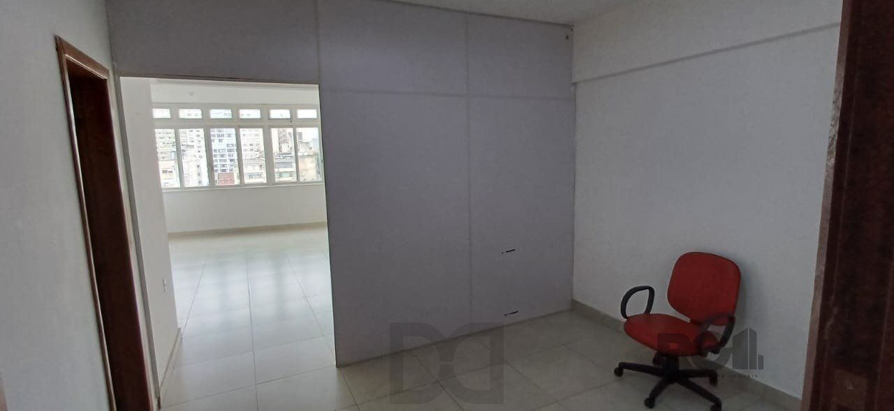 Sala em andar alto na região central. — foto 2