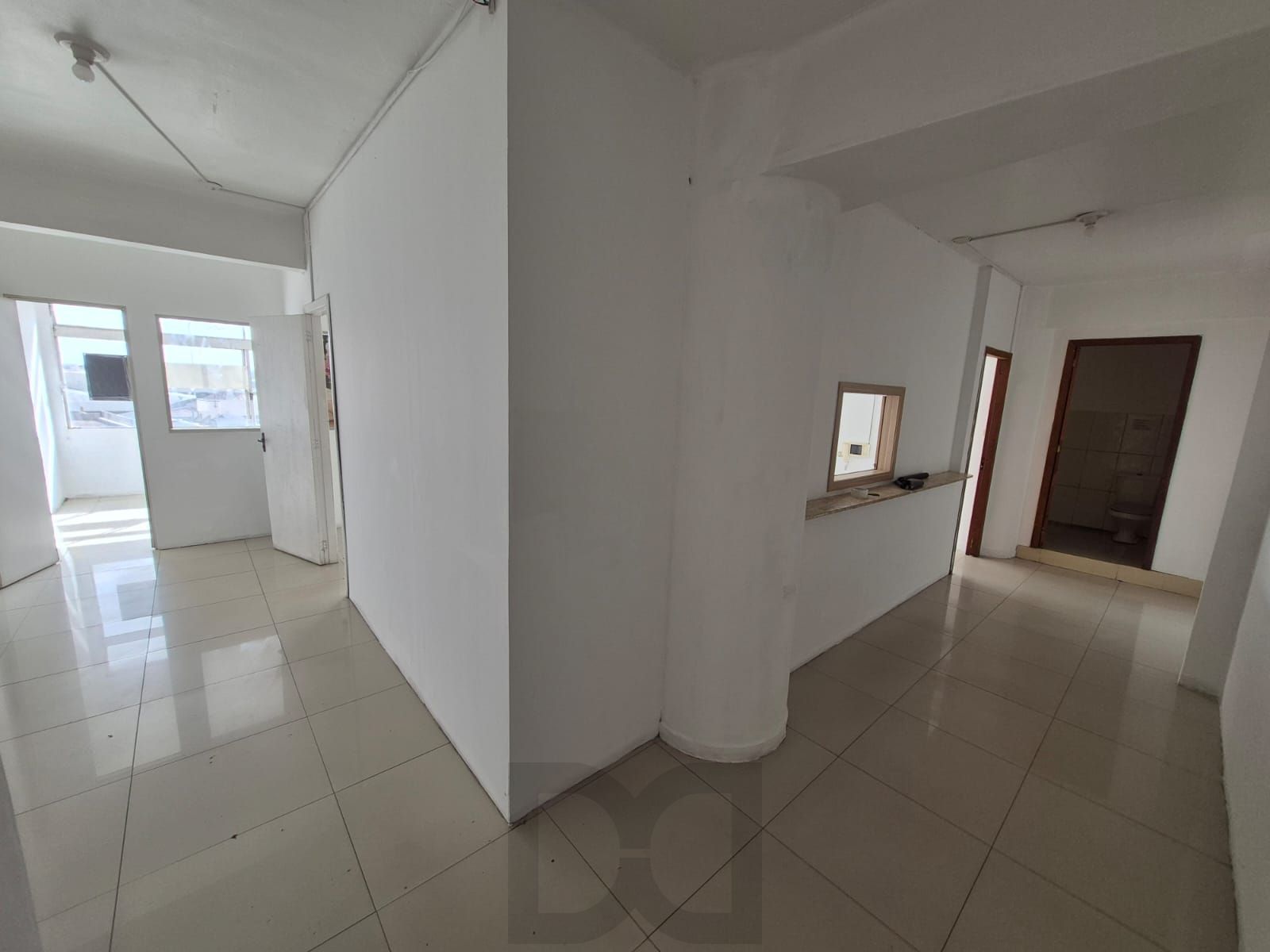 Sala comercial na região central — foto 8