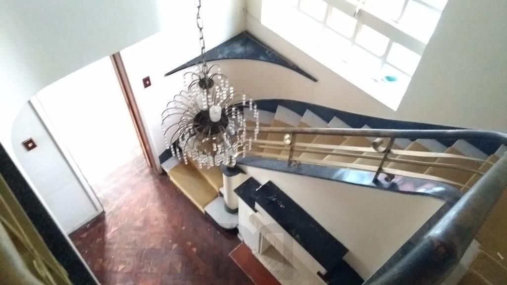 Casa para Venda - 485m², 5 dormitórios, sendo 1 suites, 1 vaga - Petrópolis — foto 19