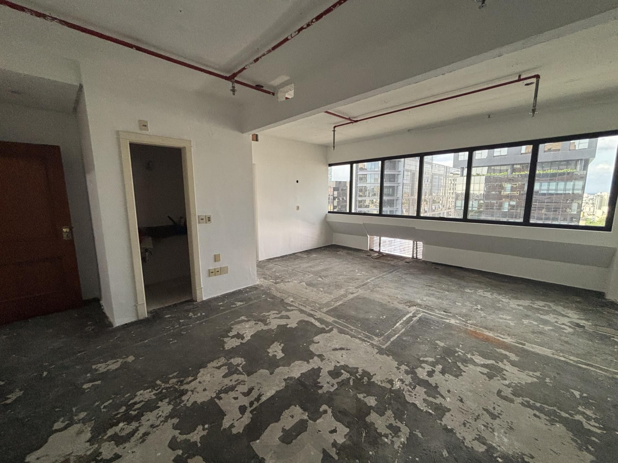 Vende 7 salas com área privativa de 308,67m² no coração da nova Carlos Gomes — foto 17