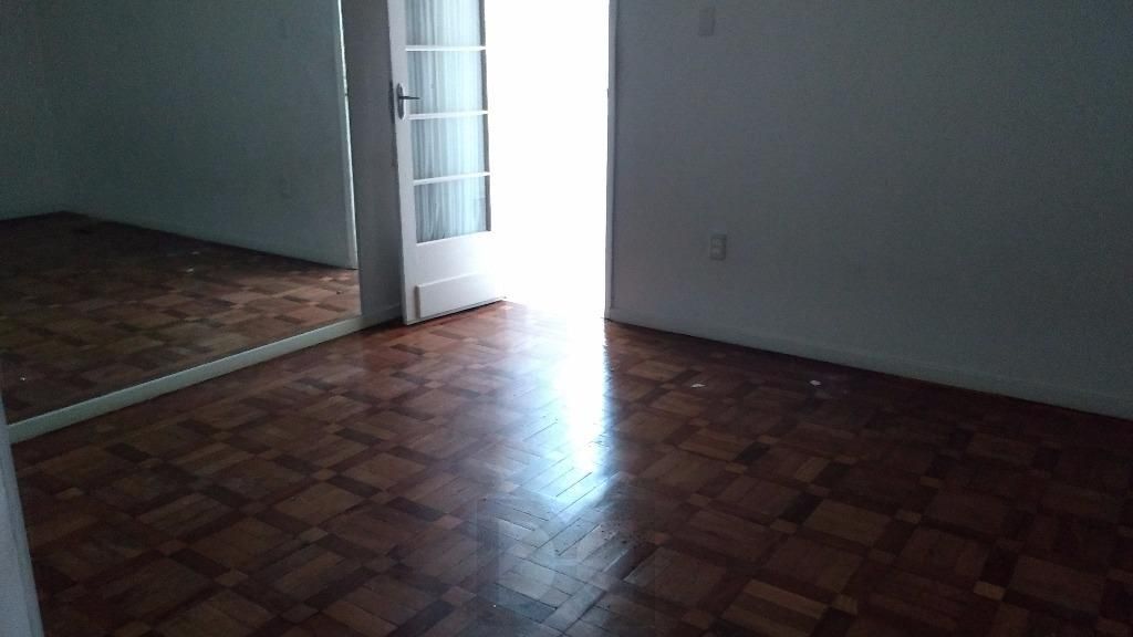 Casa para Venda - 485m², 5 dormitórios, sendo 1 suites, 1 vaga - Petrópolis — foto 7