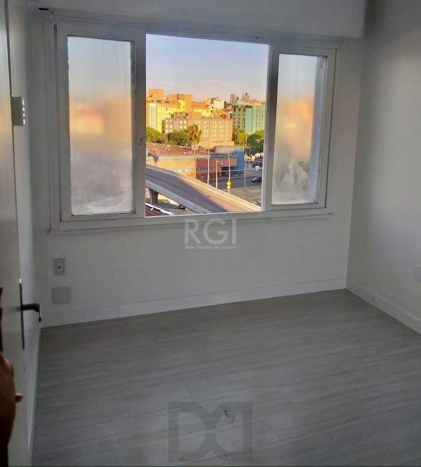 Conjunto/Sala para Venda - 64m², 0 dormitórios, Centro Histórico — foto 2