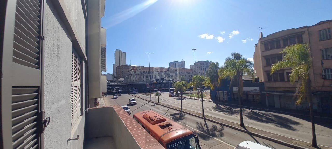 Predio para Venda - 300m², 0 dormitórios, Floresta — foto 1