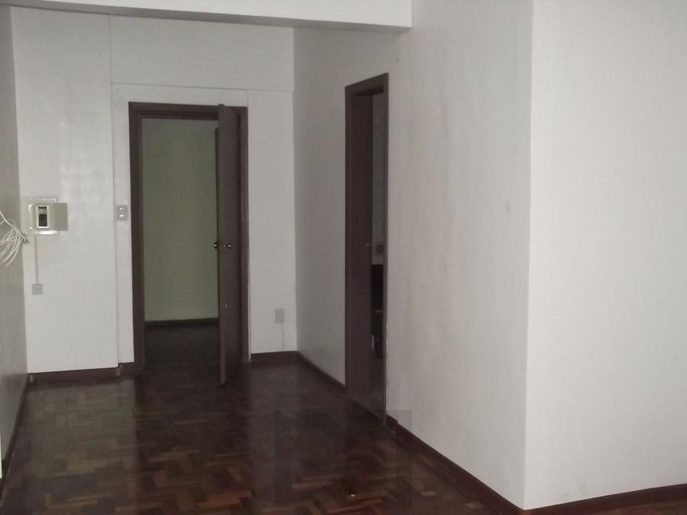 Vende sala no Centro Histórico com vista para o Guaíba — foto 8